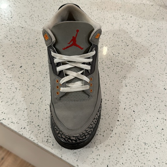 Jordan 3 Cool Grey - Picture 2 of 3